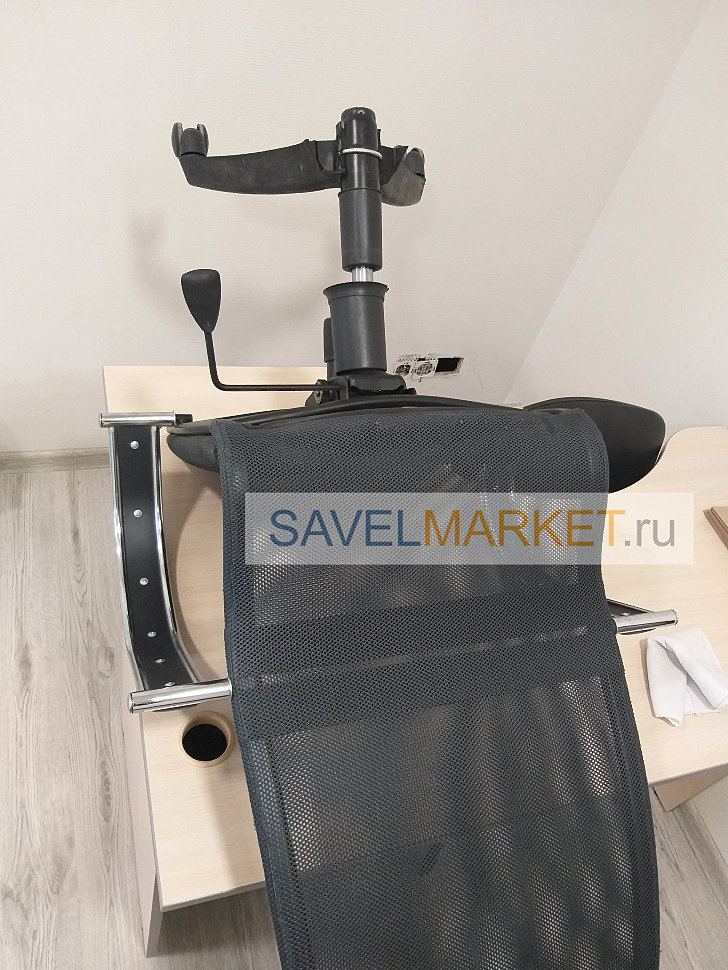 Ремонт офисного кресла - замена крестовины и колес