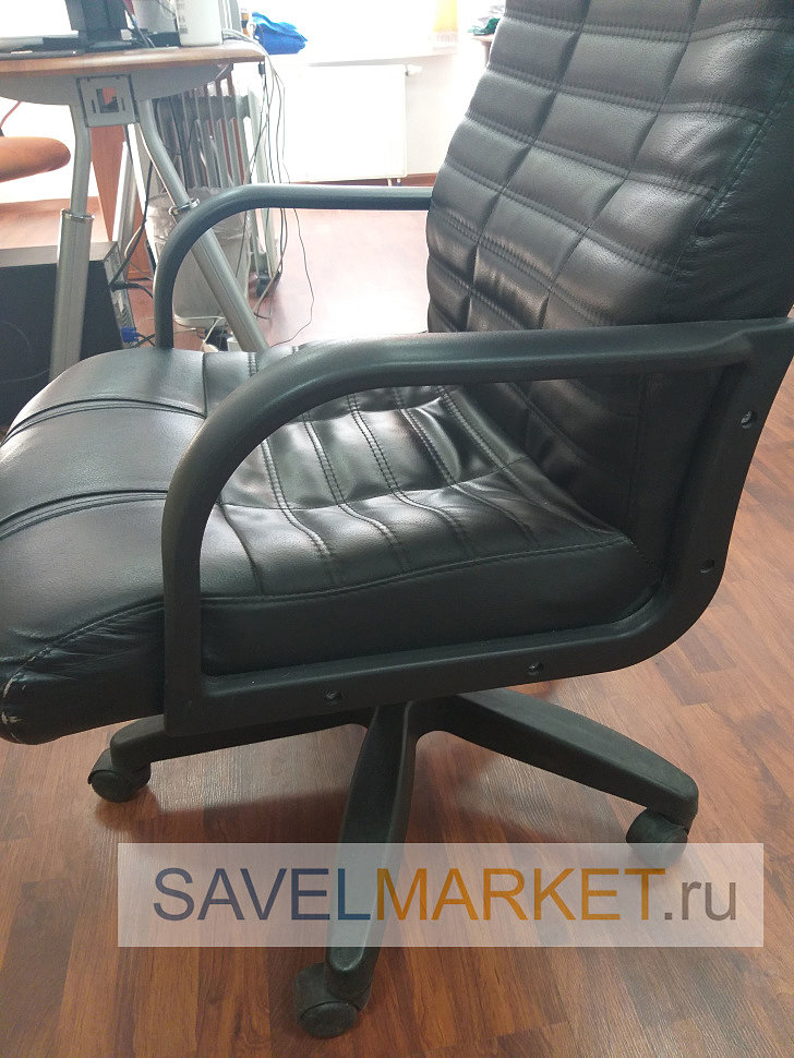 Ремонт офисного кресла мастером Savelmarket